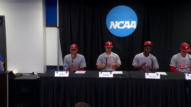 coach_mercer_and_players_-_kentucky_postgame_-_game_7 (540p)